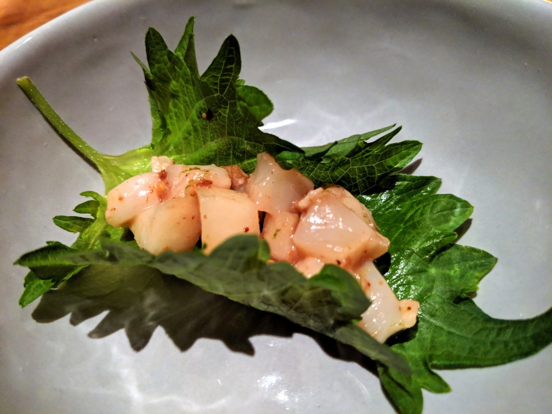 3 - Scallops with pears, rye bread and shiso